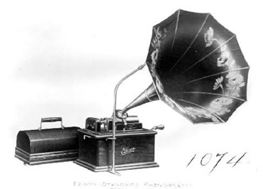 immagine di un antico grammofono
